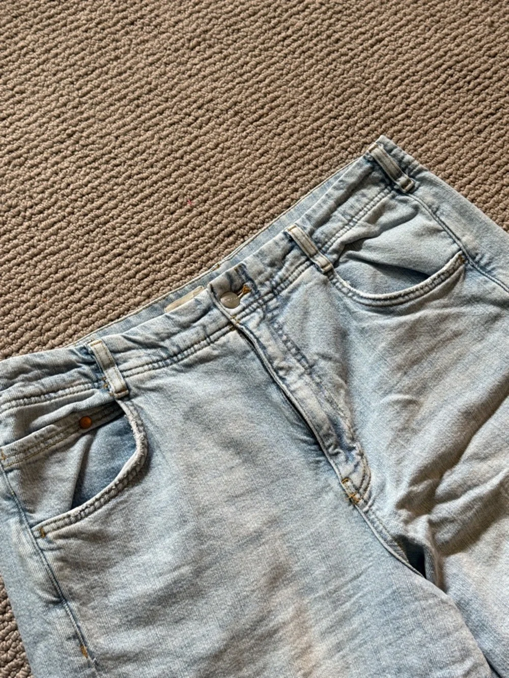 Pilcro by Anthropologie Light Blue Wide-Leg Jeans with Frayed Hem - Picture 2 of 6